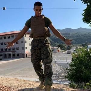 Meet your Posher, Elijah